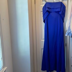 Vince Camuto size 10 off the shoulder wedding gown